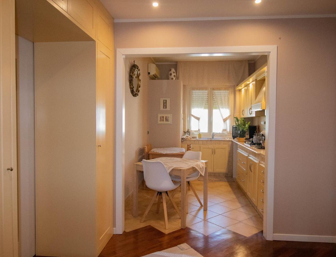 La Casa Di Adele Cagliari B&B Exteriör bild