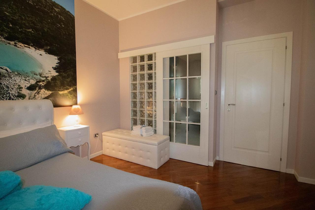 La Casa Di Adele Cagliari B&B Exteriör bild